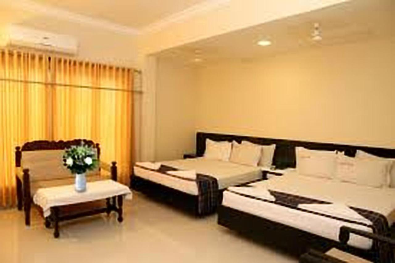 Hotel Sridevi Каньякумарі Екстер'єр фото